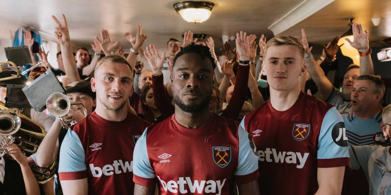 West Ham gắn kết cộng đồng fan hâm mộ